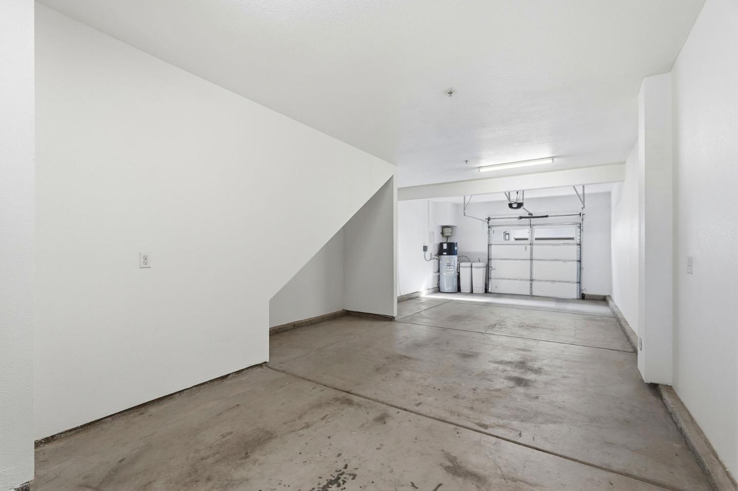 Detail Gallery Image 32 of 40 For 168 E Main Ave, Morgan Hill,  CA 95037 - 3 Beds | 3 Baths