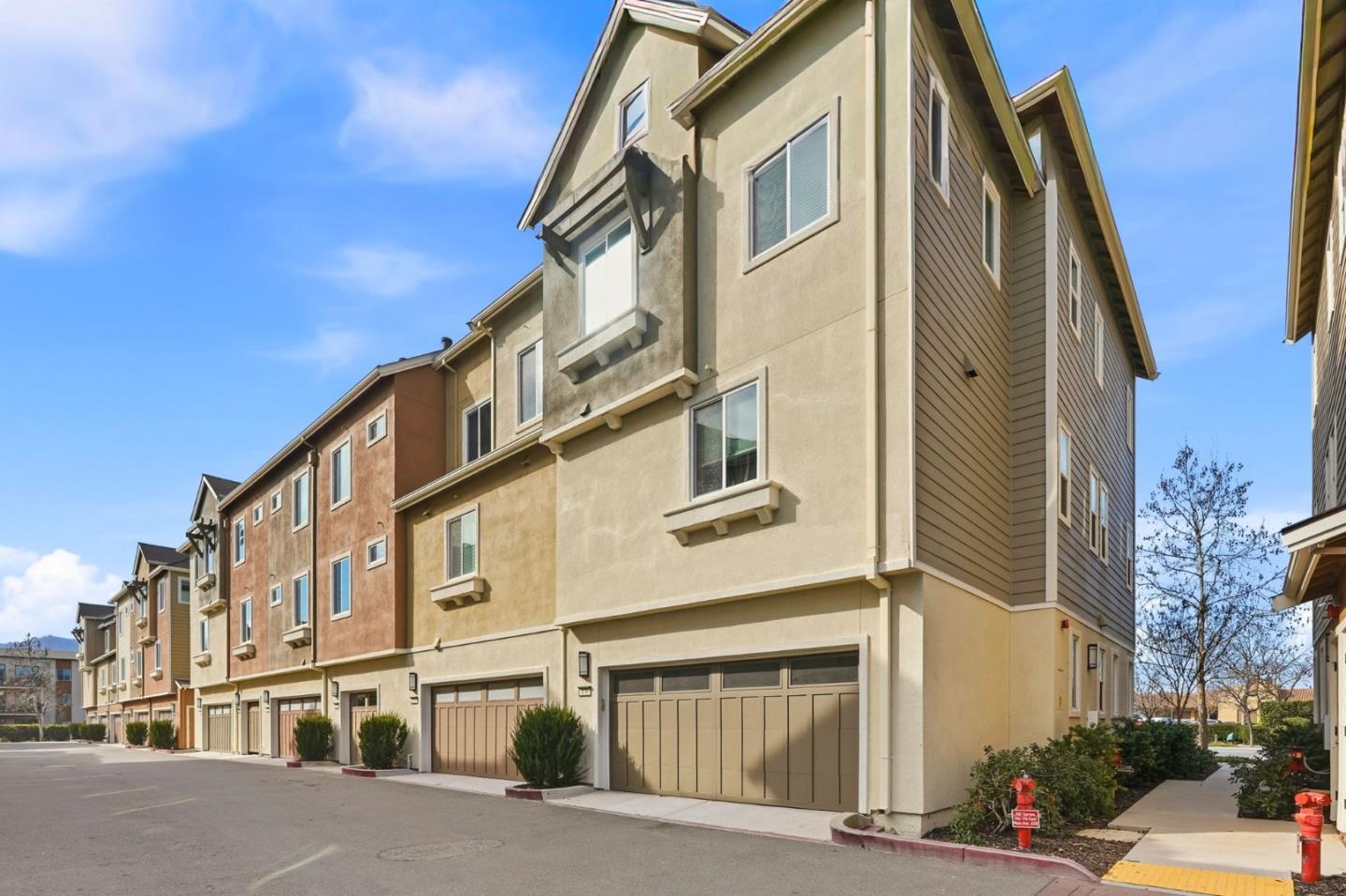 Detail Gallery Image 34 of 40 For 168 E Main Ave, Morgan Hill,  CA 95037 - 3 Beds | 3 Baths