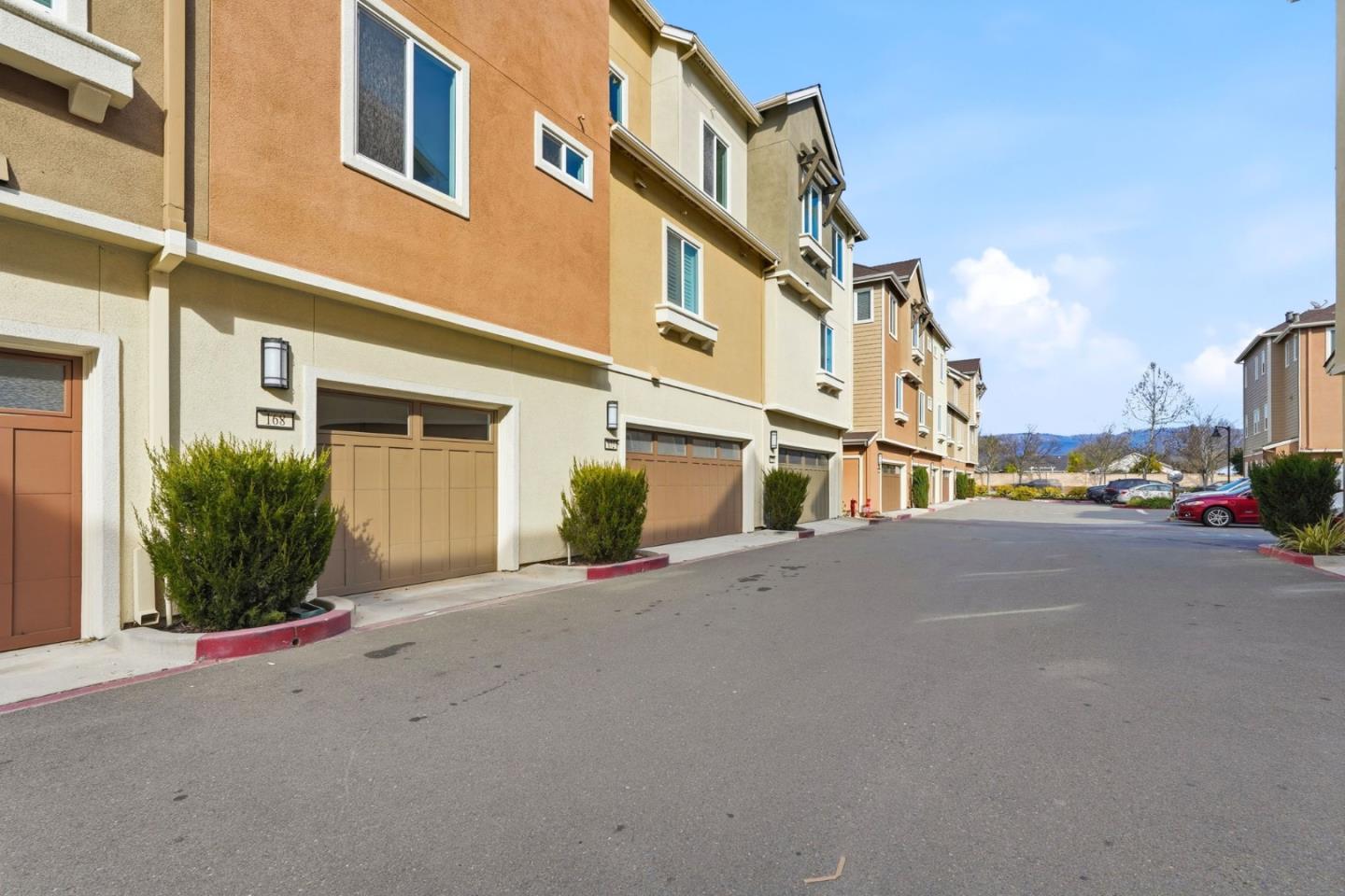 Detail Gallery Image 36 of 40 For 168 E Main Ave, Morgan Hill,  CA 95037 - 3 Beds | 3 Baths