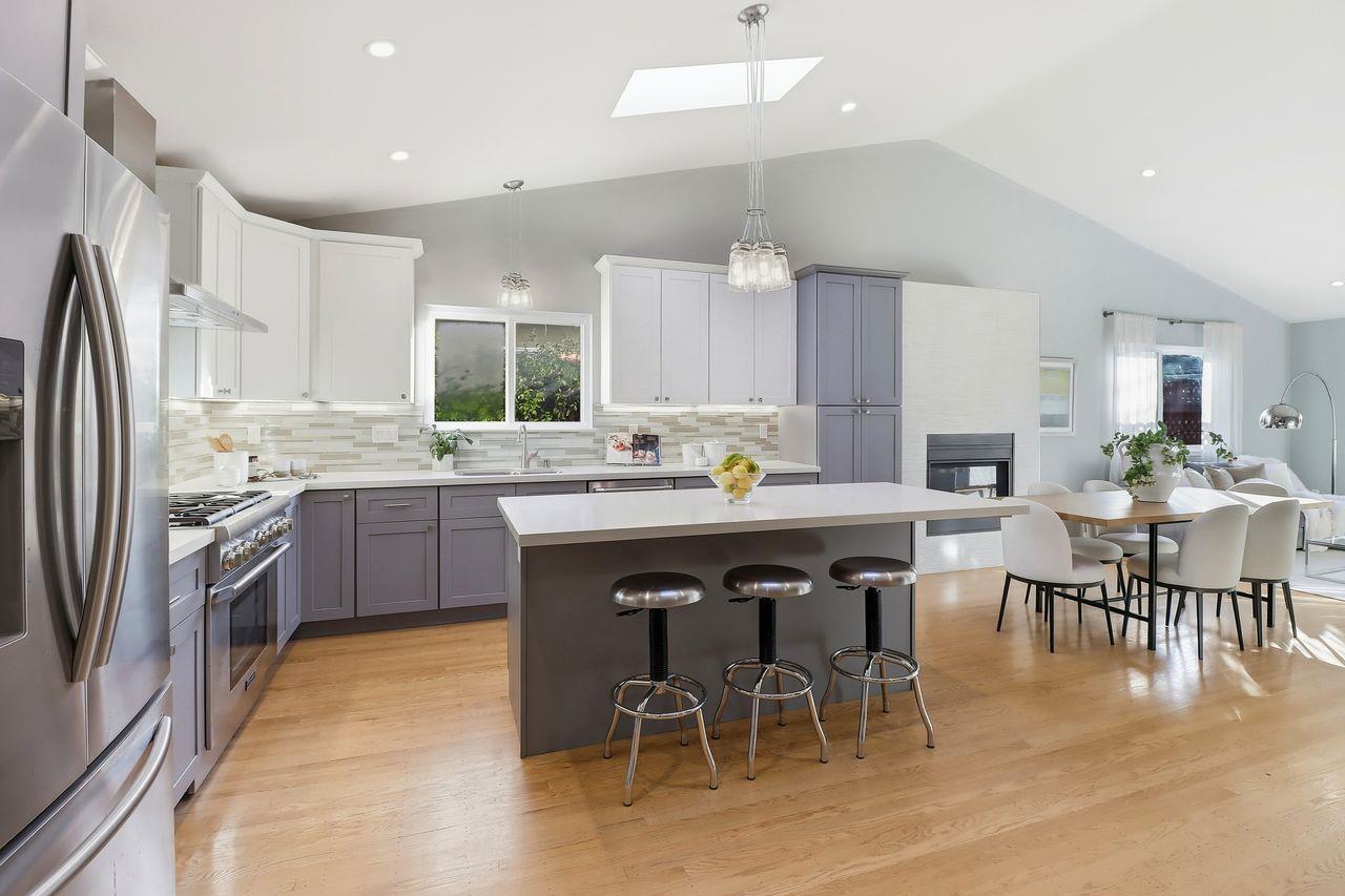 Detail Gallery Image 3 of 27 For 731 San Pablo Ave, Sunnyvale,  CA 94085 - 4 Beds | 2/1 Baths