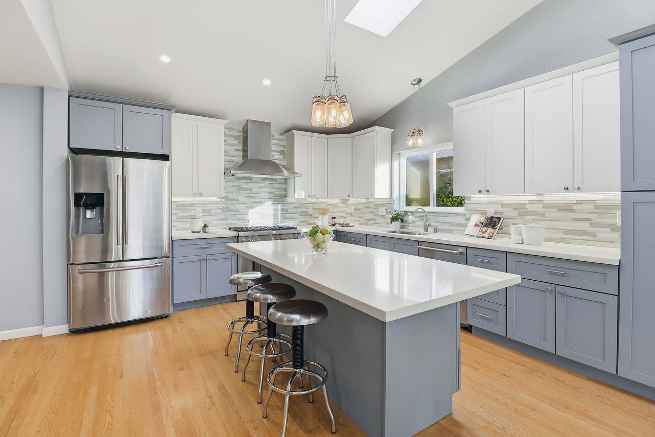 Detail Gallery Image 4 of 27 For 731 San Pablo Ave, Sunnyvale,  CA 94085 - 4 Beds | 2/1 Baths