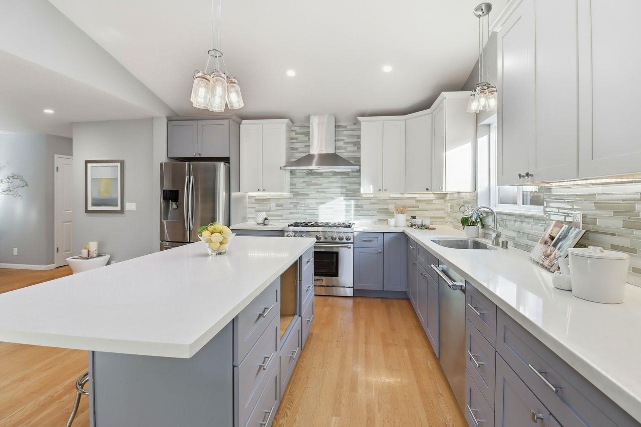 Detail Gallery Image 5 of 27 For 731 San Pablo Ave, Sunnyvale,  CA 94085 - 4 Beds | 2/1 Baths