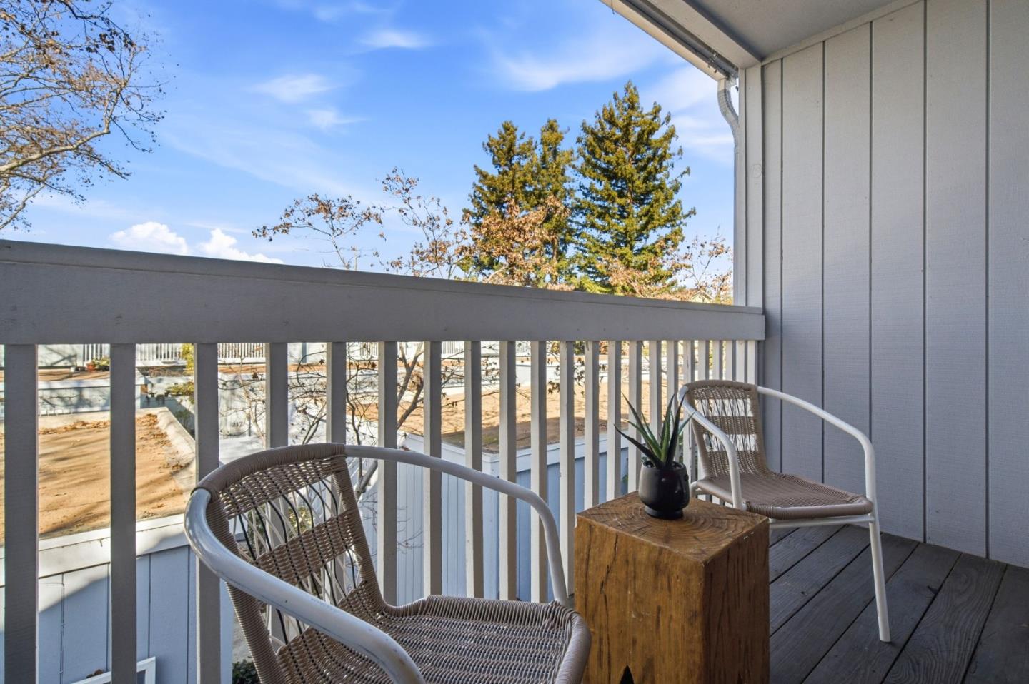 Detail Gallery Image 17 of 32 For 201 Ortega Ave, Mountain View,  CA 94040 - 3 Beds | 2/1 Baths