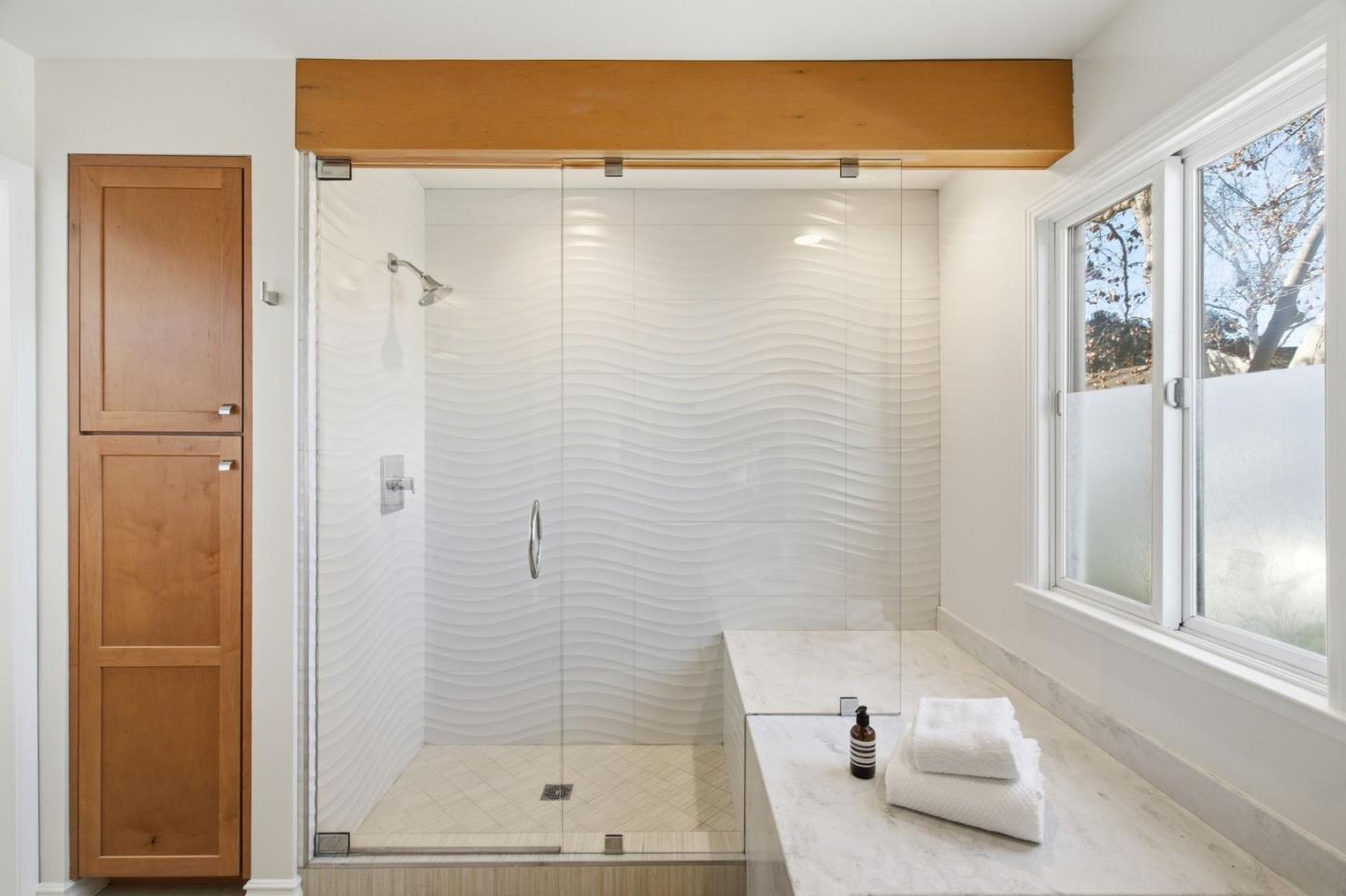 Detail Gallery Image 20 of 32 For 201 Ortega Ave, Mountain View,  CA 94040 - 3 Beds | 2/1 Baths