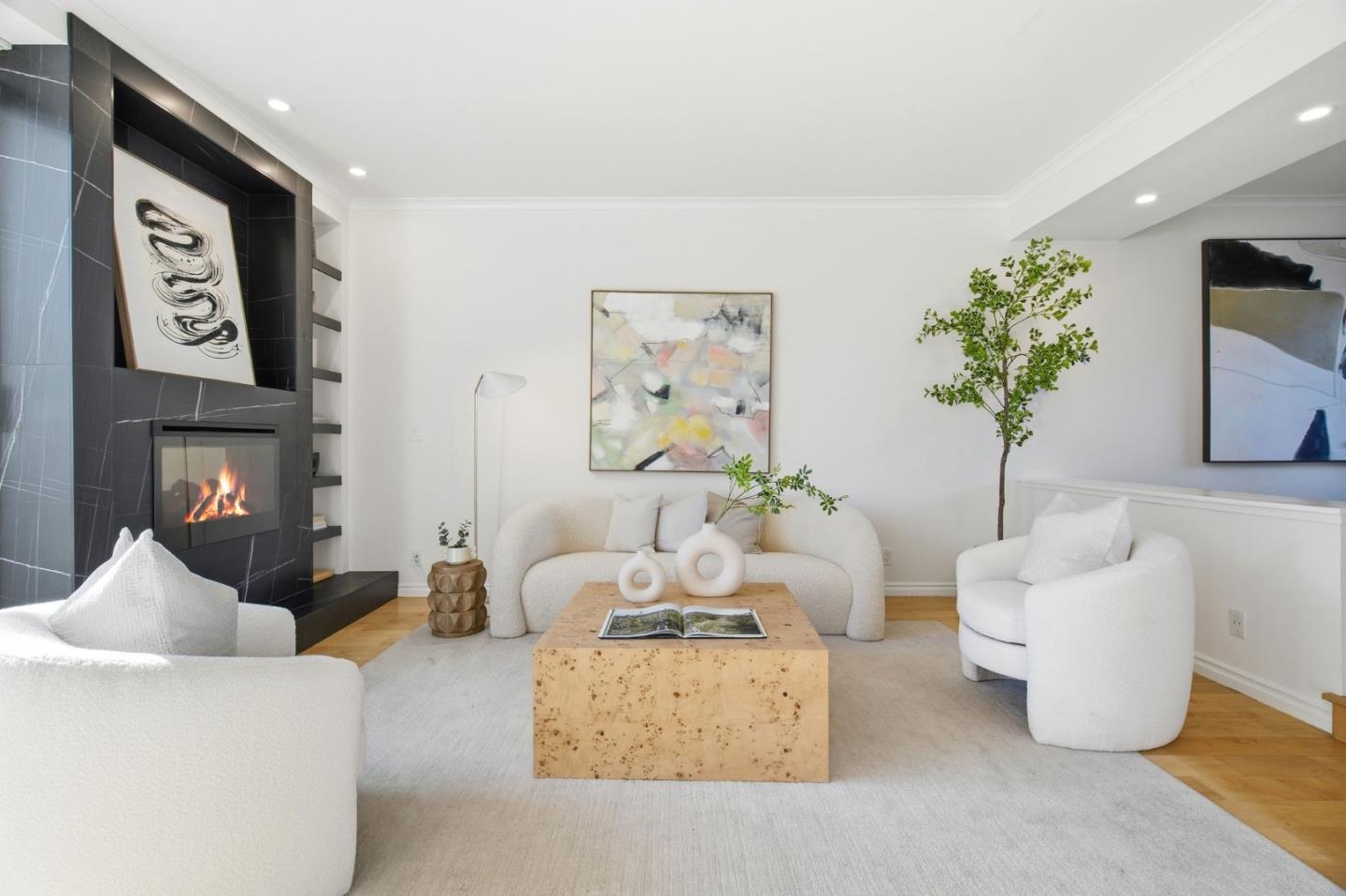 Detail Gallery Image 4 of 32 For 201 Ortega Ave, Mountain View,  CA 94040 - 3 Beds | 2/1 Baths