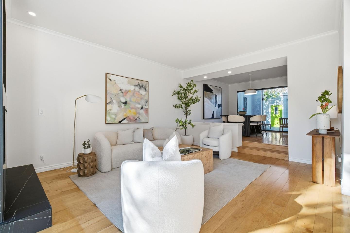 Detail Gallery Image 5 of 32 For 201 Ortega Ave, Mountain View,  CA 94040 - 3 Beds | 2/1 Baths