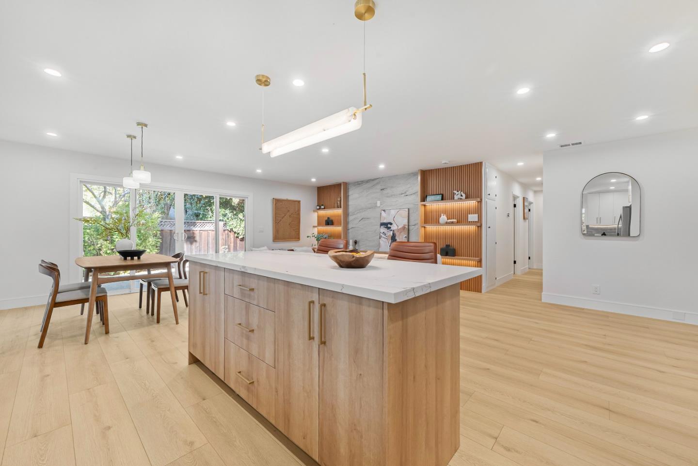 Detail Gallery Image 12 of 49 For 867 Ironwood Dr, San Jose,  CA 95125 - 4 Beds | 3/1 Baths