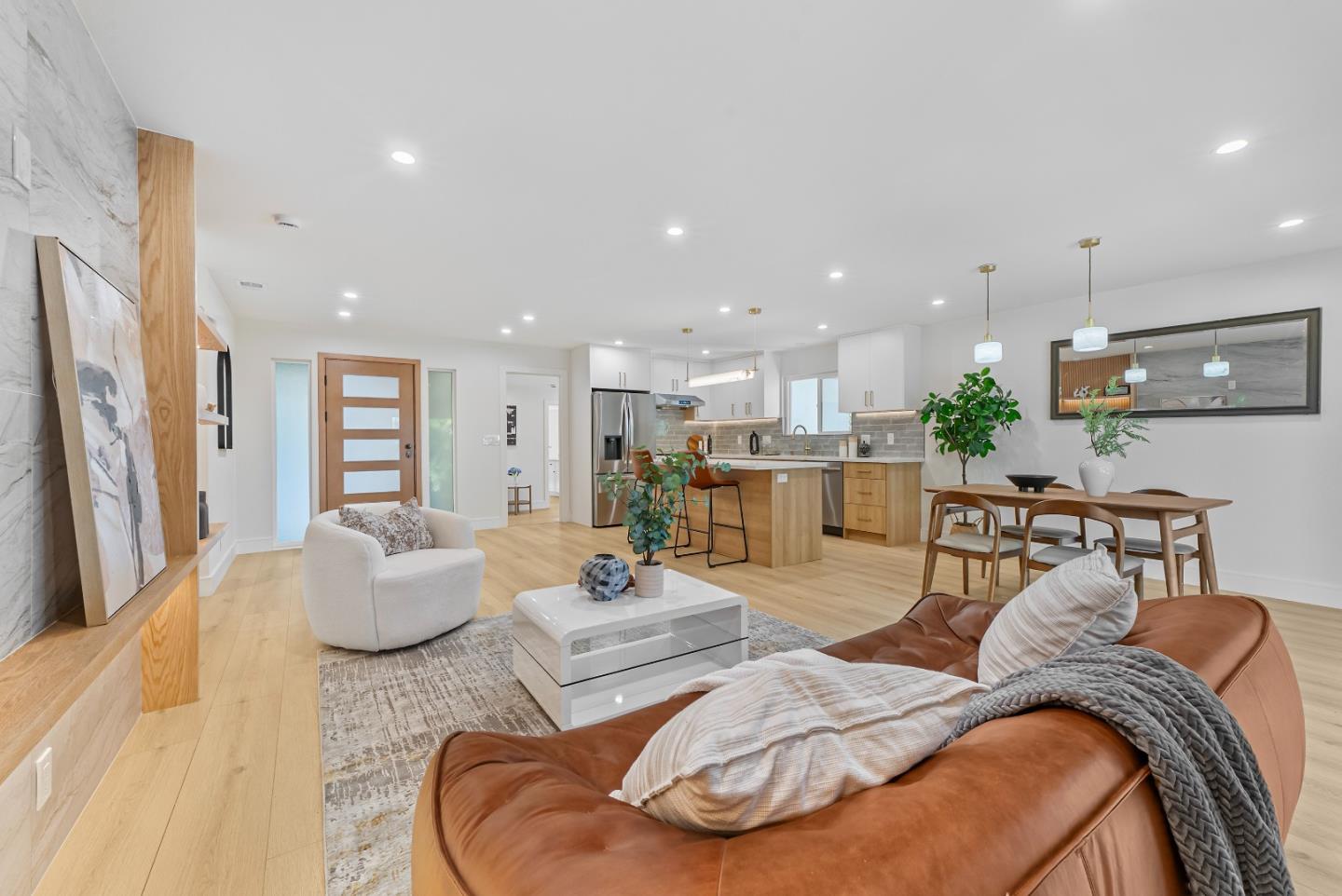 Detail Gallery Image 4 of 49 For 867 Ironwood Dr, San Jose,  CA 95125 - 4 Beds | 3/1 Baths