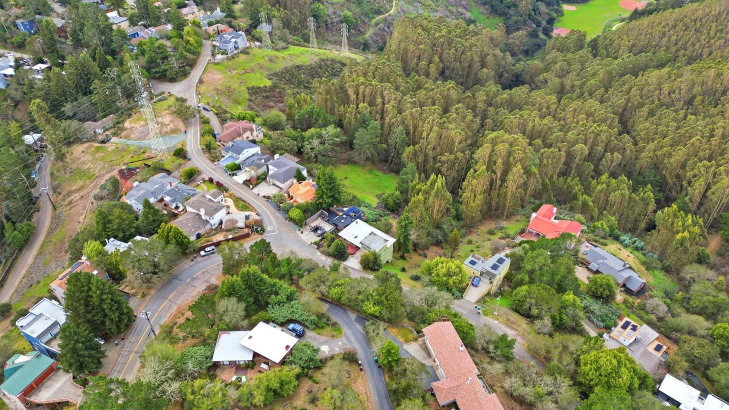 Detail Gallery Image 55 of 56 For 6077 Skyline Blvd, Oakland,  CA 94611 - 3 Beds | 2 Baths