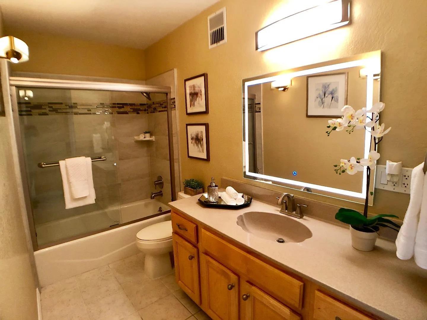 Detail Gallery Image 6 of 15 For 1700 Civic Center Dr, Santa Clara,  CA 95050 - 2 Beds | 2 Baths