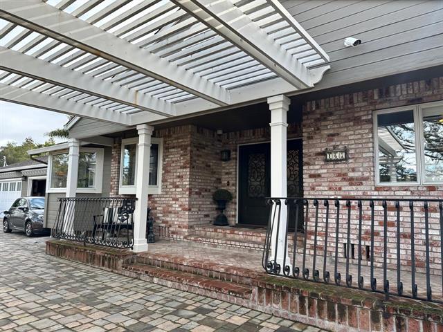 Front Image Thumbnail for ML82032300