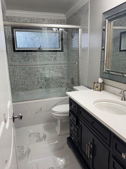 Detail Gallery Image 8 of 13 For 167 Springdale Way, Redwood City,  CA 94062 - 3 Beds | 1/1 Baths