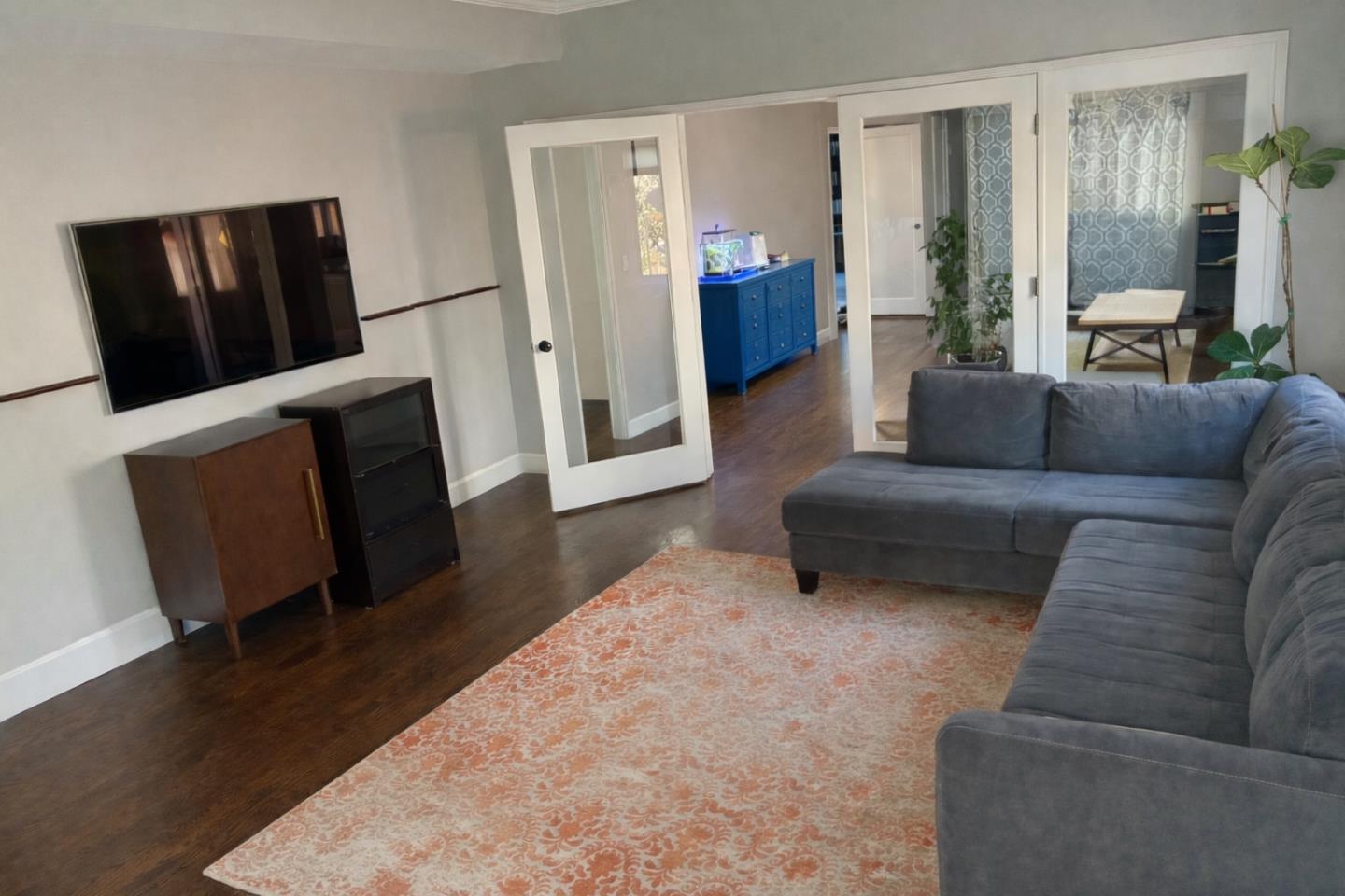 Detail Gallery Image 3 of 17 For 1700 Cleveland Ave, San Jose,  CA 95126 - 4 Beds | 2 Baths