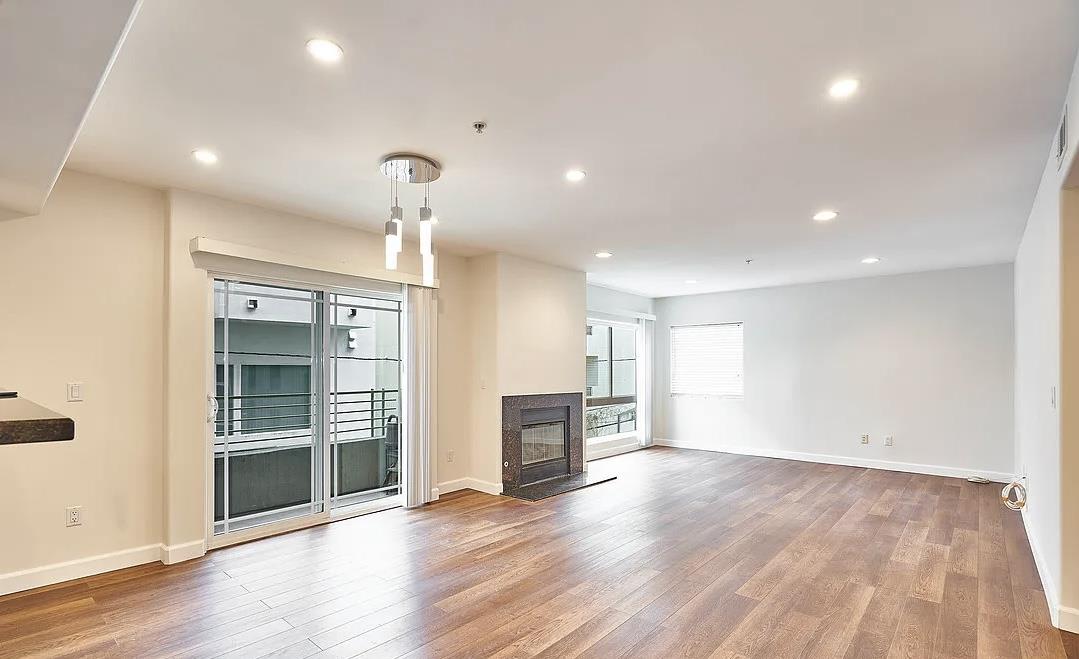 Detail Gallery Image 12 of 17 For 1036 S Serrano Ave, Los Angeles,  CA 90006 - 2 Beds | 2 Baths