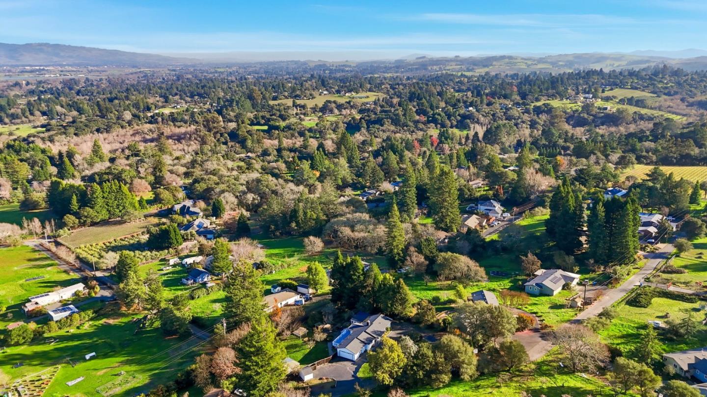 Detail Gallery Image 47 of 50 For 1430 Santa Maria Way, Sebastopol,  CA 95472 - 3 Beds | 2 Baths