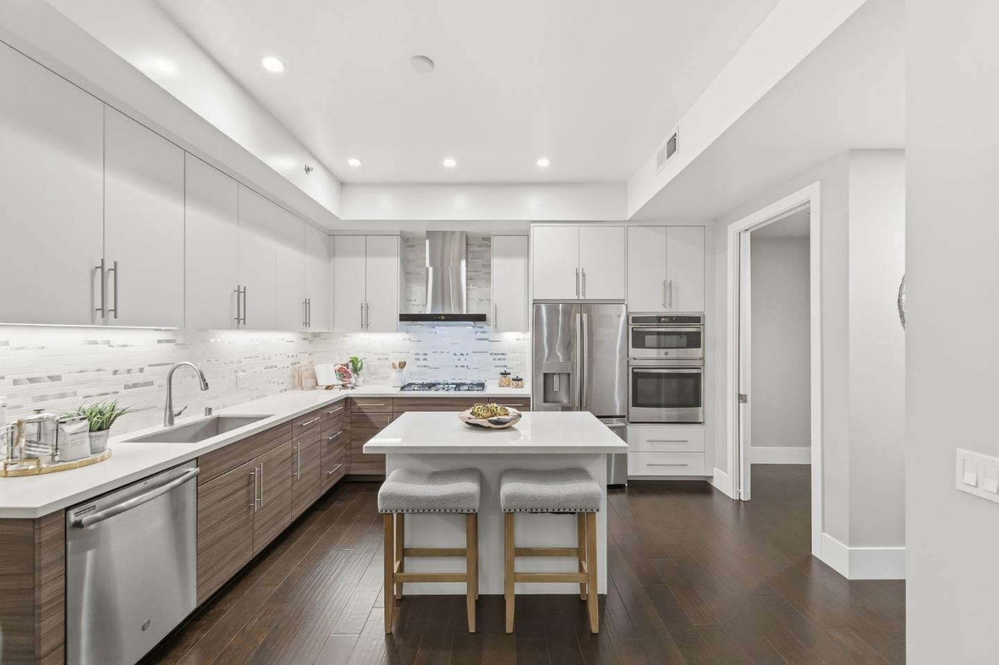 Detail Gallery Image 14 of 38 For 600 El Camino Real #309,  Belmont,  CA 94002 - 2 Beds | 2 Baths