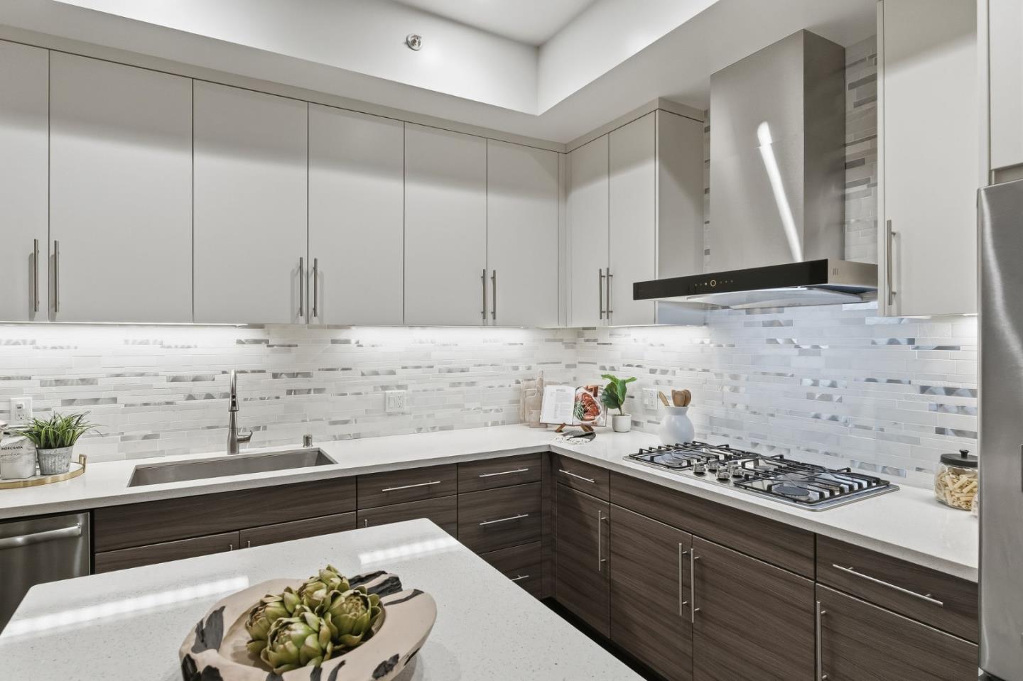 Detail Gallery Image 17 of 38 For 600 El Camino Real #309,  Belmont,  CA 94002 - 2 Beds | 2 Baths