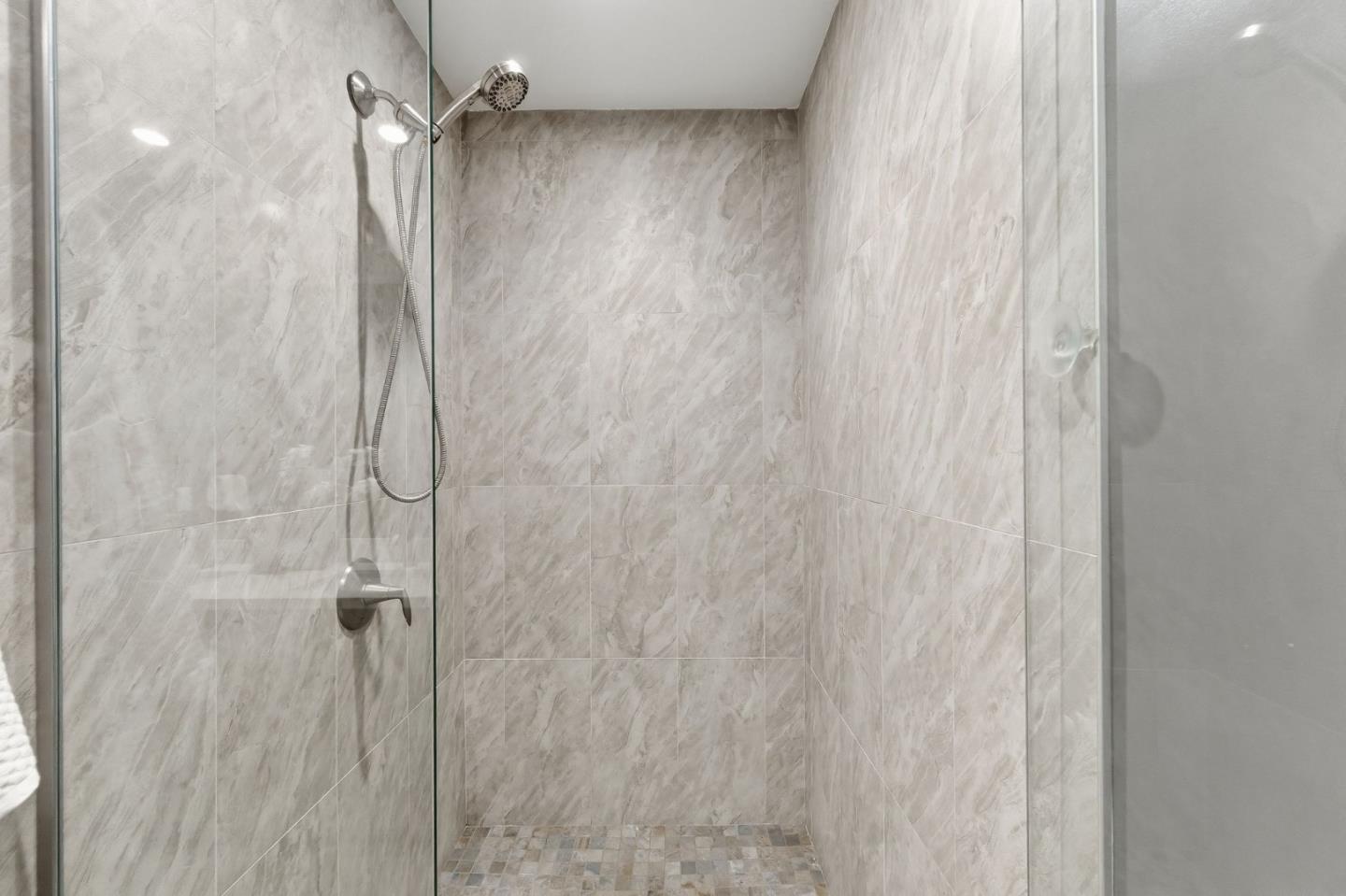 Detail Gallery Image 26 of 38 For 600 El Camino Real #309,  Belmont,  CA 94002 - 2 Beds | 2 Baths