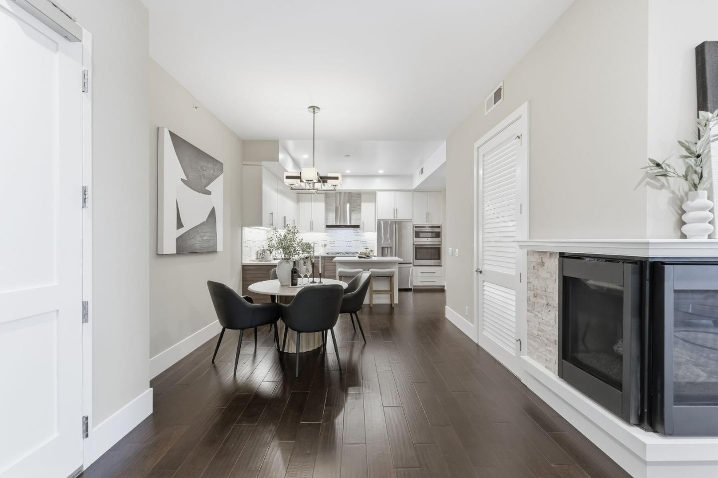 Detail Gallery Image 8 of 38 For 600 El Camino Real #309,  Belmont,  CA 94002 - 2 Beds | 2 Baths