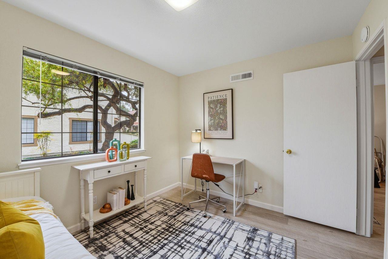 Detail Gallery Image 16 of 23 For 5445 Colony Green Dr, San Jose,  CA 95123 - 2 Beds | 1 Baths