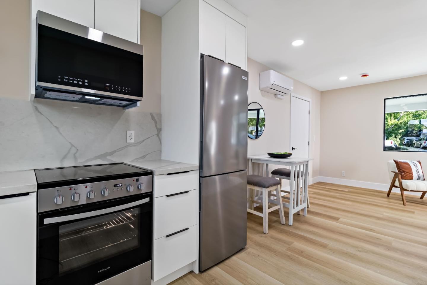 Detail Gallery Image 16 of 79 For 1707 Fruitdale Ave, San Jose,  CA 95128 - 4 Beds | 2 Baths