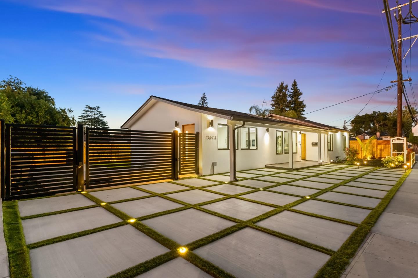 Detail Gallery Image 2 of 79 For 1707 Fruitdale Ave, San Jose,  CA 95128 - 4 Beds | 2 Baths