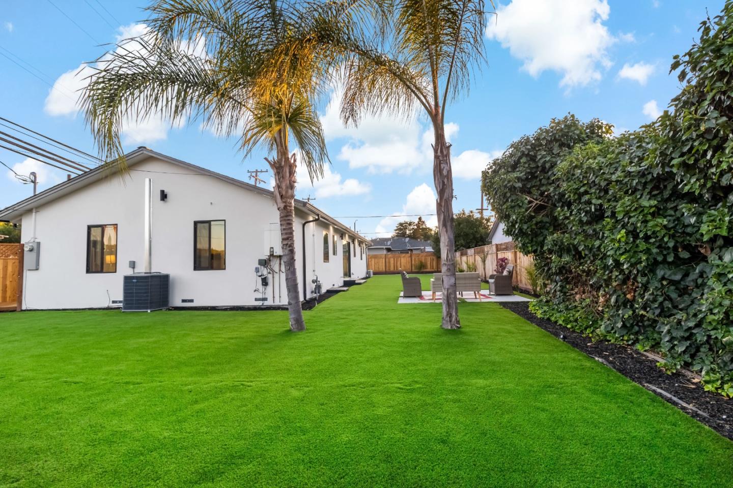 Detail Gallery Image 43 of 79 For 1707 Fruitdale Ave, San Jose,  CA 95128 - 4 Beds | 2 Baths