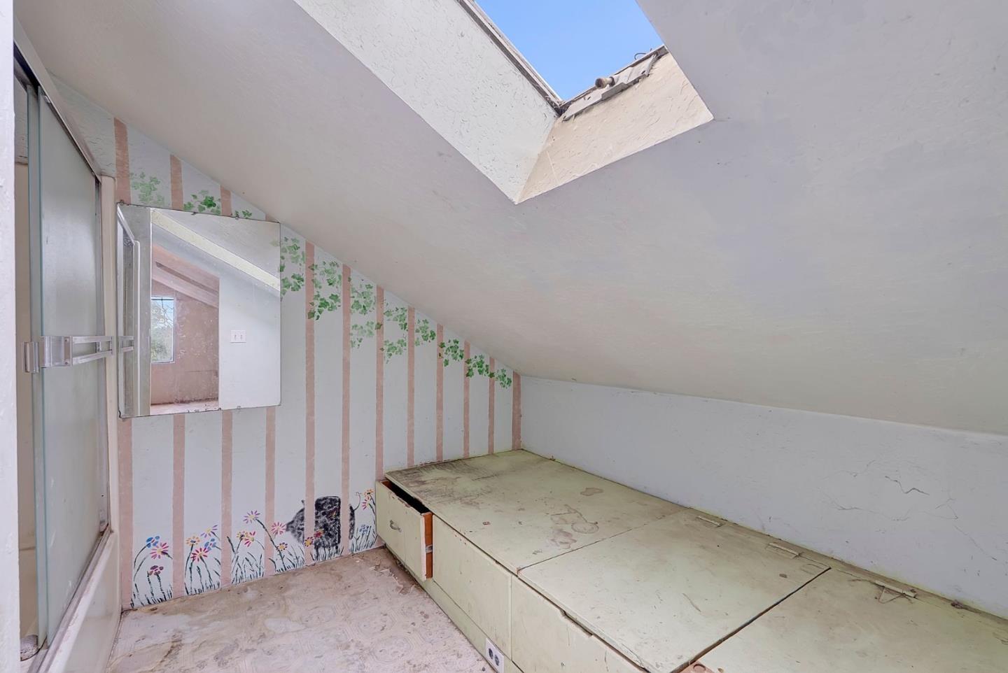 Detail Gallery Image 10 of 51 For 645 Buena Vista Ave, Gilroy,  CA 95020 - 3 Beds | 2 Baths