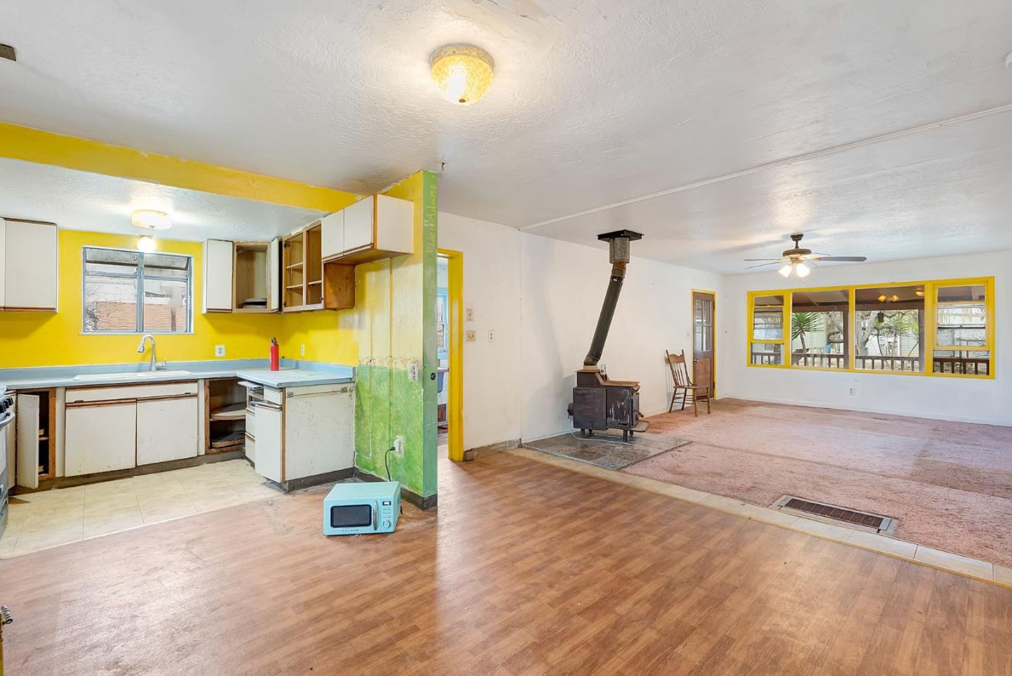 Detail Gallery Image 4 of 51 For 645 Buena Vista Ave, Gilroy,  CA 95020 - 3 Beds | 2 Baths