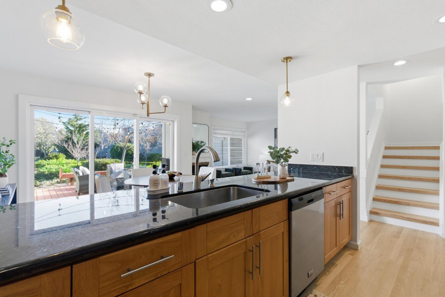 Detail Gallery Image 11 of 56 For 3411 La Selva St, San Mateo,  CA 94403 - 3 Beds | 2 Baths