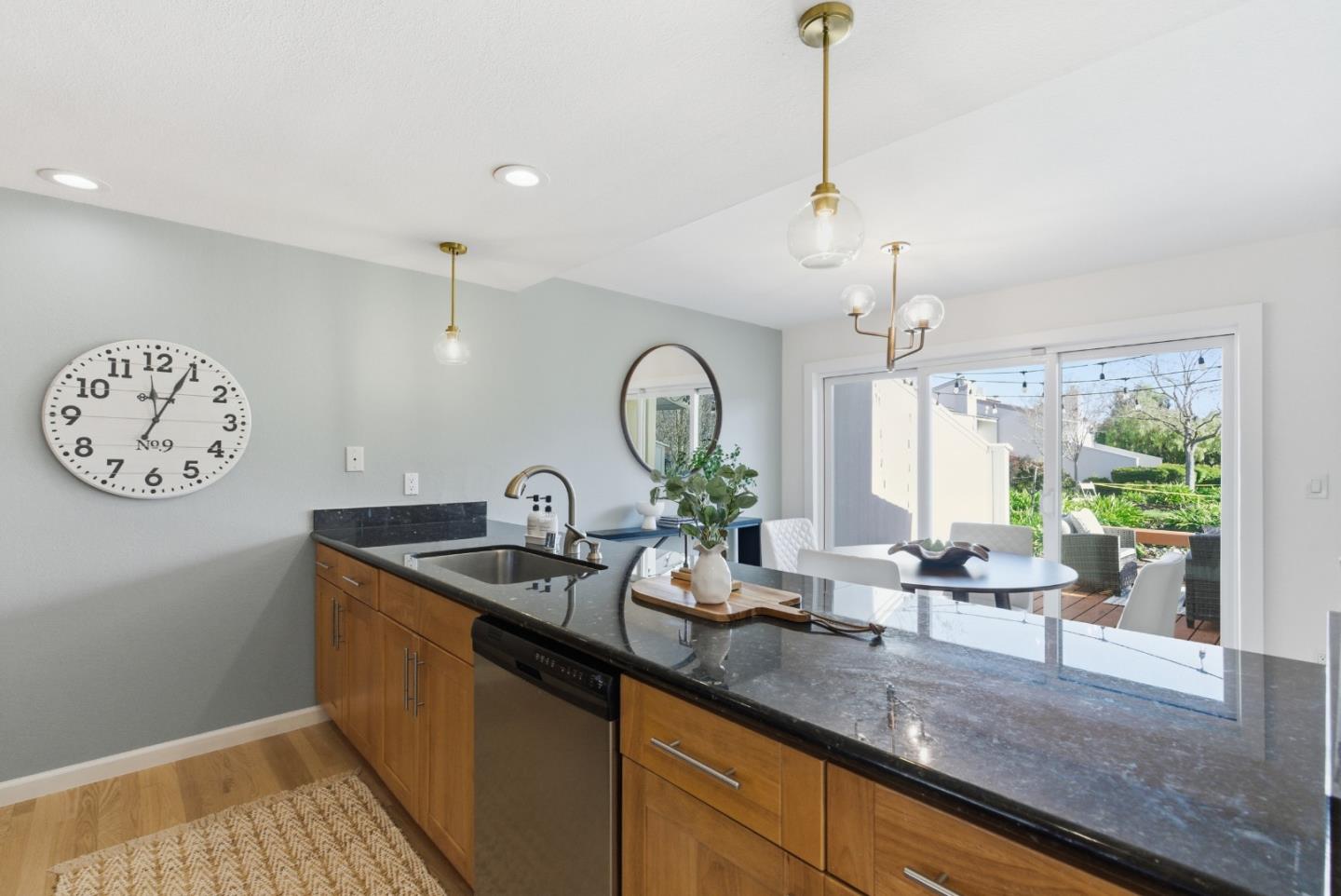 Detail Gallery Image 9 of 56 For 3411 La Selva St, San Mateo,  CA 94403 - 3 Beds | 2 Baths
