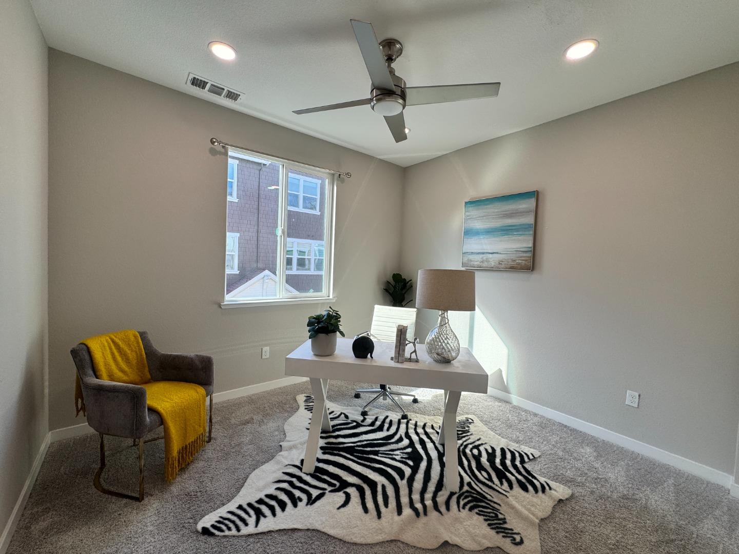 Detail Gallery Image 14 of 29 For 31 Tidal Way, San Mateo,  CA 94401 - 4 Beds | 3 Baths