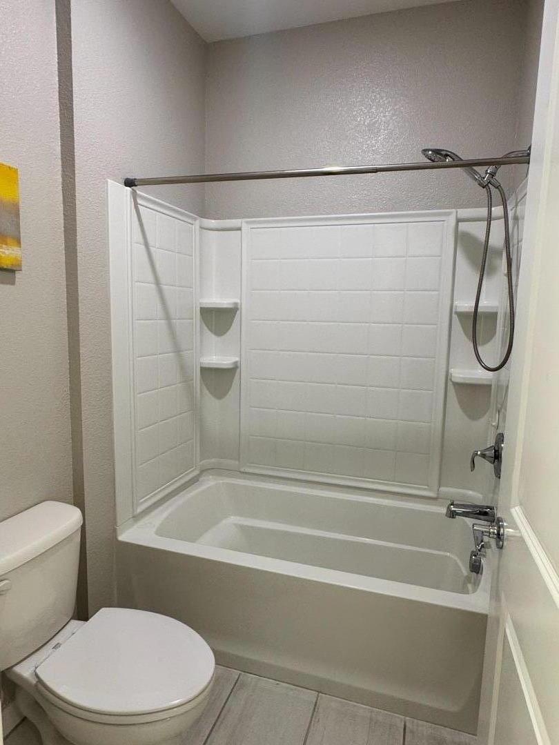 Detail Gallery Image 20 of 29 For 31 Tidal Way, San Mateo,  CA 94401 - 4 Beds | 3 Baths