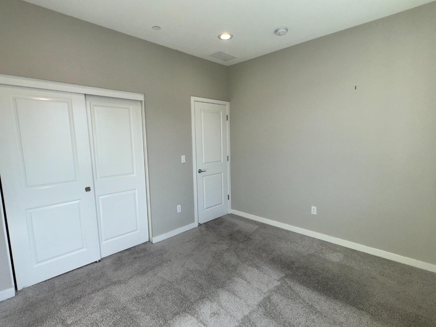 Detail Gallery Image 22 of 29 For 31 Tidal Way, San Mateo,  CA 94401 - 4 Beds | 3 Baths