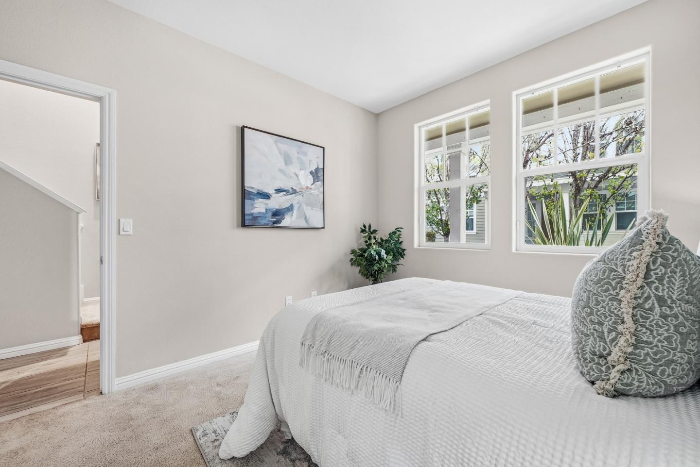 Detail Gallery Image 18 of 65 For 346 Circuit Way, Mountain View,  CA 94043 - 3 Beds | 3/1 Baths