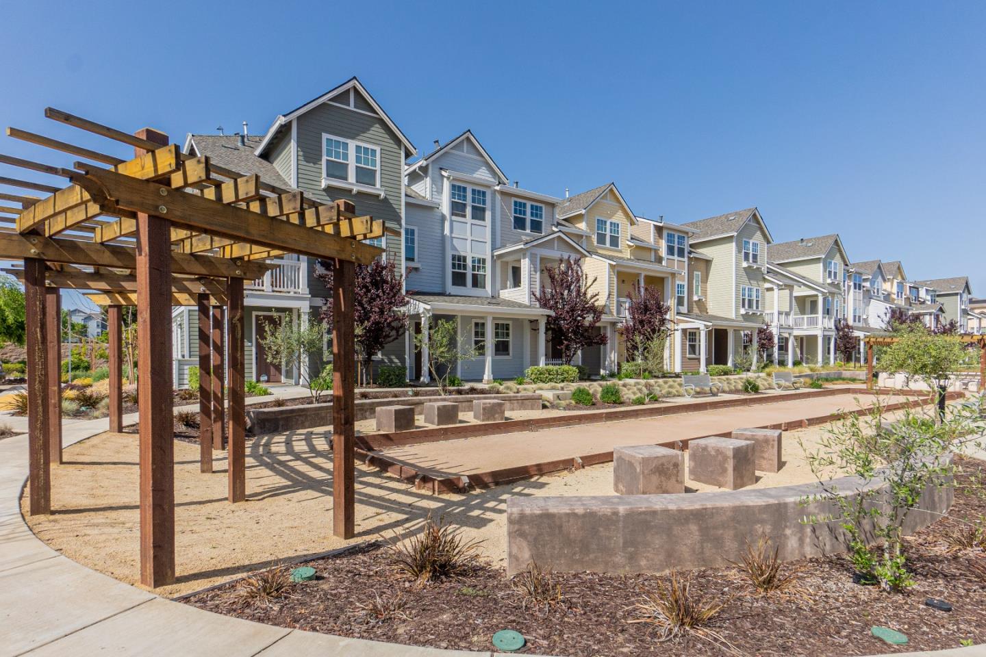 Detail Gallery Image 51 of 65 For 346 Circuit Way, Mountain View,  CA 94043 - 3 Beds | 3/1 Baths