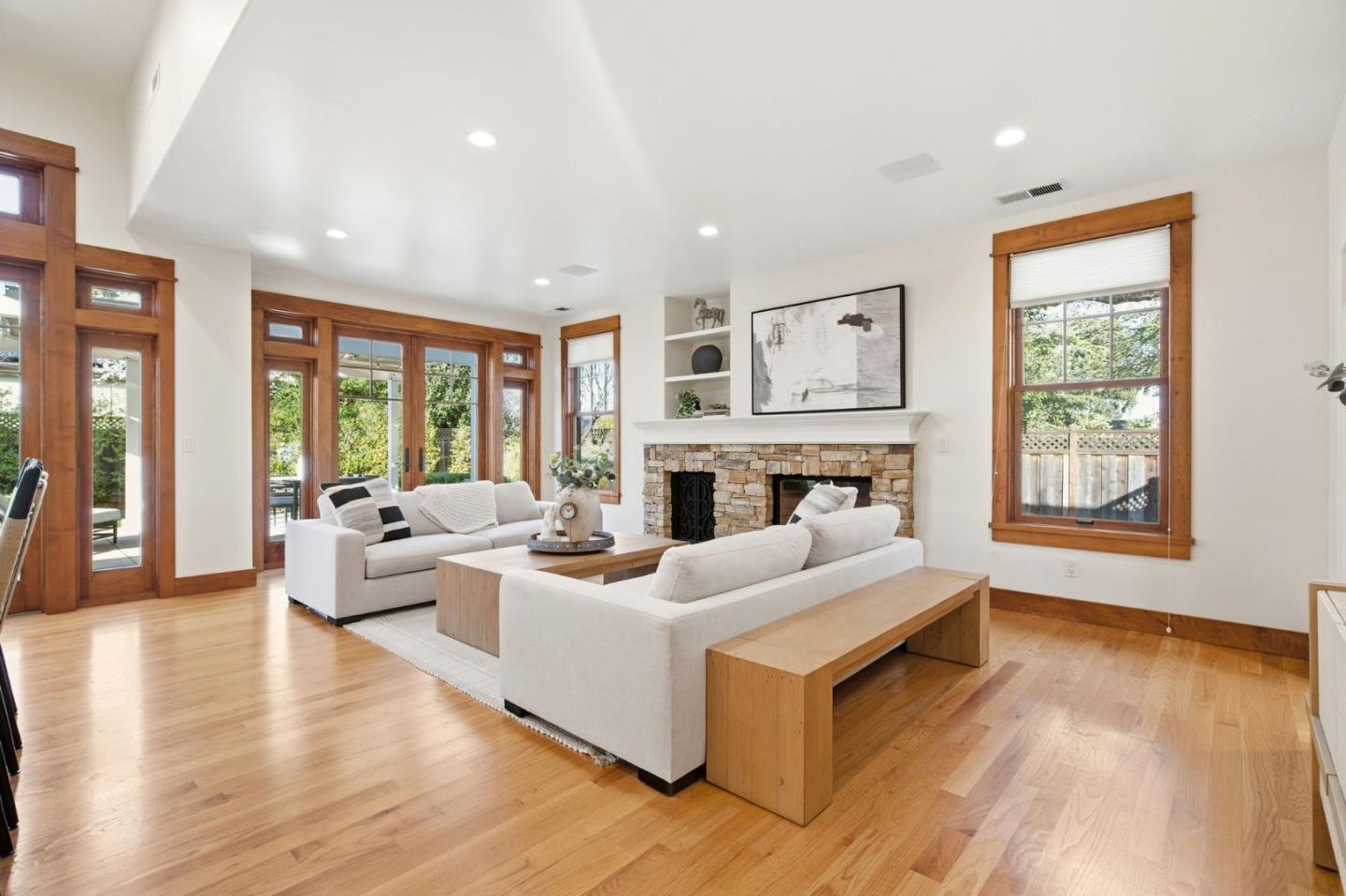 Detail Gallery Image 12 of 65 For 15681 Camino Del Cerro, Los Gatos,  CA 95032 - 5 Beds | 3/1 Baths