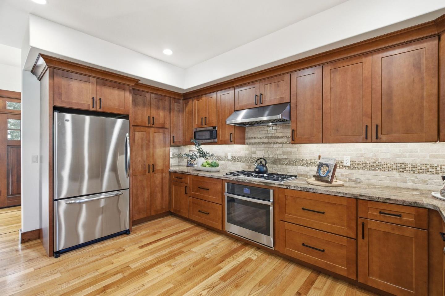 Detail Gallery Image 18 of 65 For 15681 Camino Del Cerro, Los Gatos,  CA 95032 - 5 Beds | 3/1 Baths