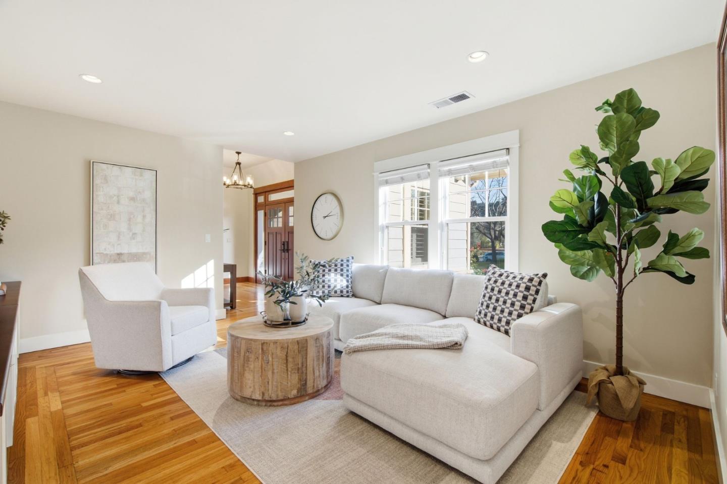 Detail Gallery Image 26 of 65 For 15681 Camino Del Cerro, Los Gatos,  CA 95032 - 5 Beds | 3/1 Baths