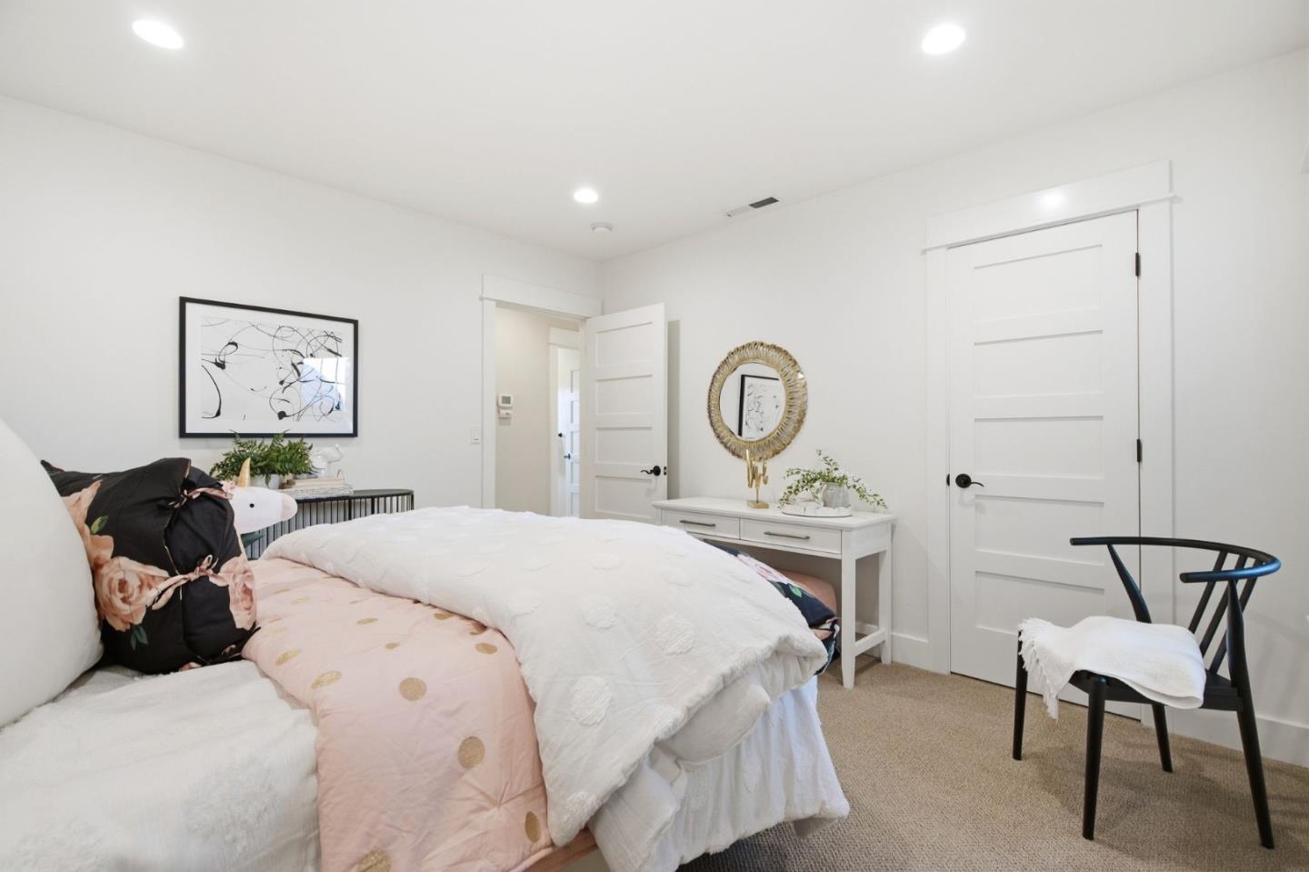 Detail Gallery Image 34 of 65 For 15681 Camino Del Cerro, Los Gatos,  CA 95032 - 5 Beds | 3/1 Baths