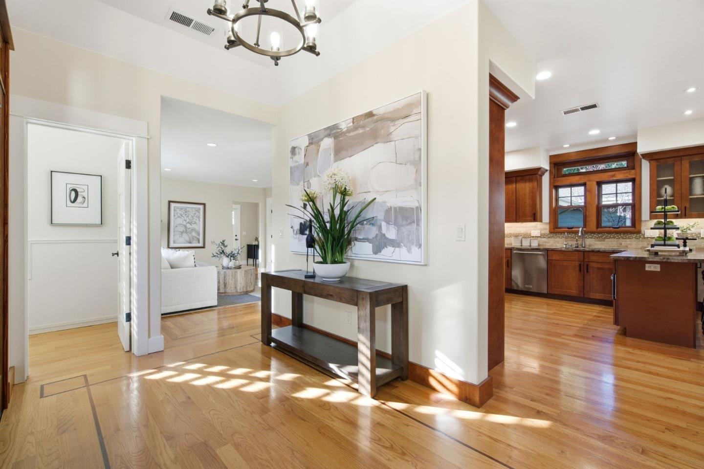 Detail Gallery Image 9 of 65 For 15681 Camino Del Cerro, Los Gatos,  CA 95032 - 5 Beds | 3/1 Baths