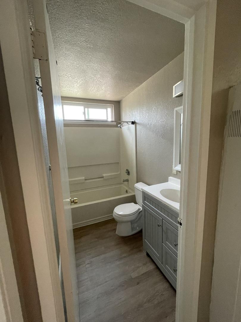 Detail Gallery Image 11 of 13 For 7530 Rogers Ln, Gilroy,  CA 95020 - – Beds | – Baths