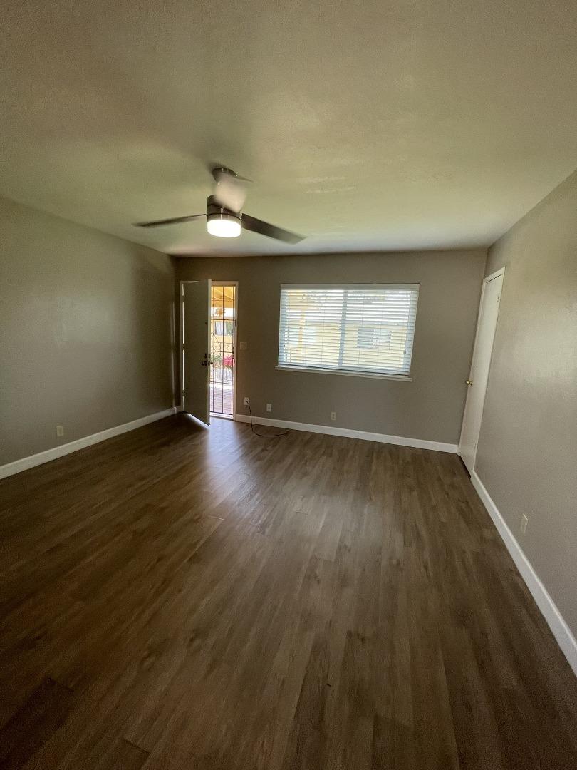 Detail Gallery Image 9 of 13 For 7530 Rogers Ln, Gilroy,  CA 95020 - – Beds | – Baths