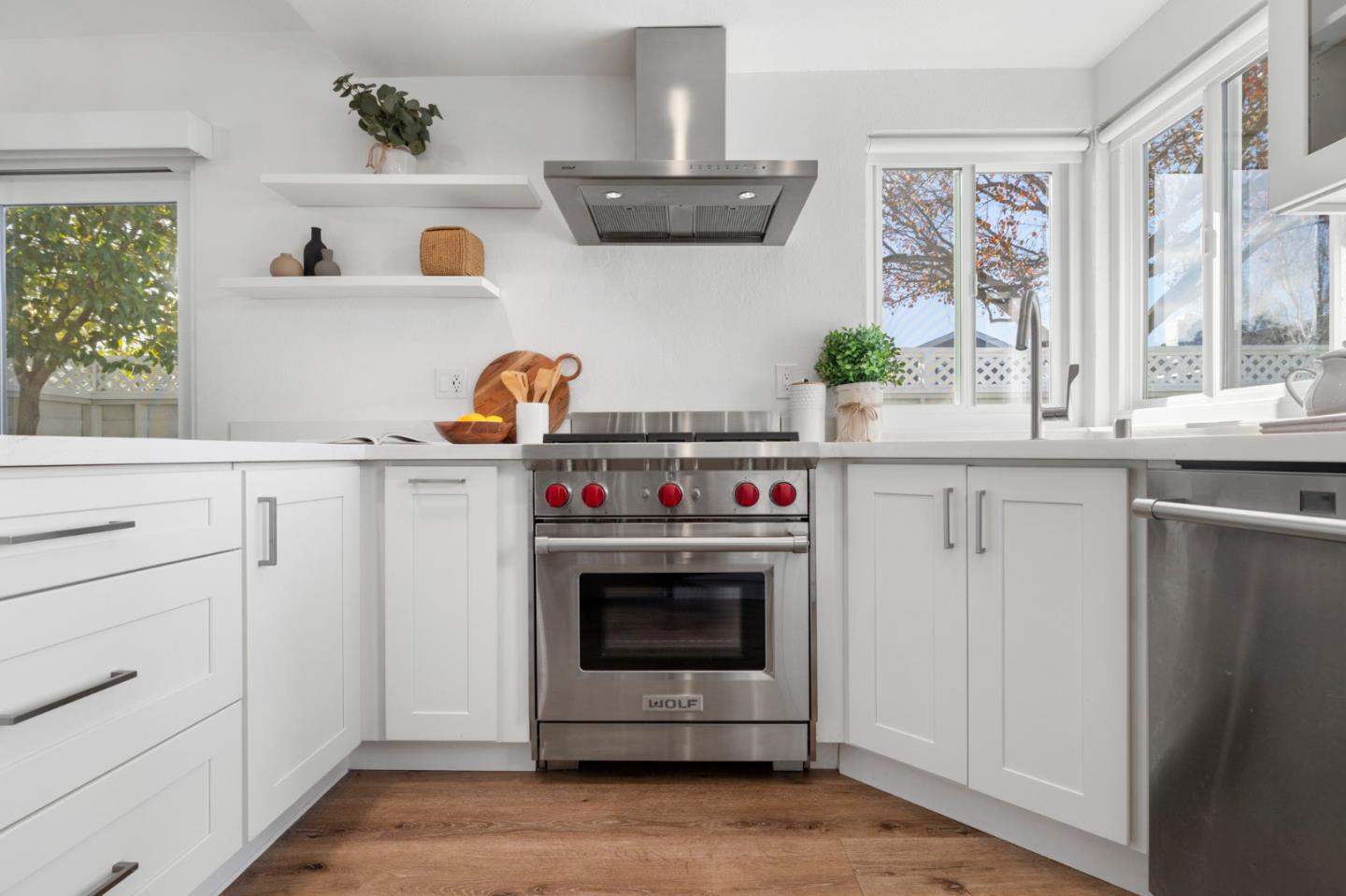 Detail Gallery Image 12 of 47 For 741 Newport Cir, Redwood City,  CA 94065 - 2 Beds | 2 Baths