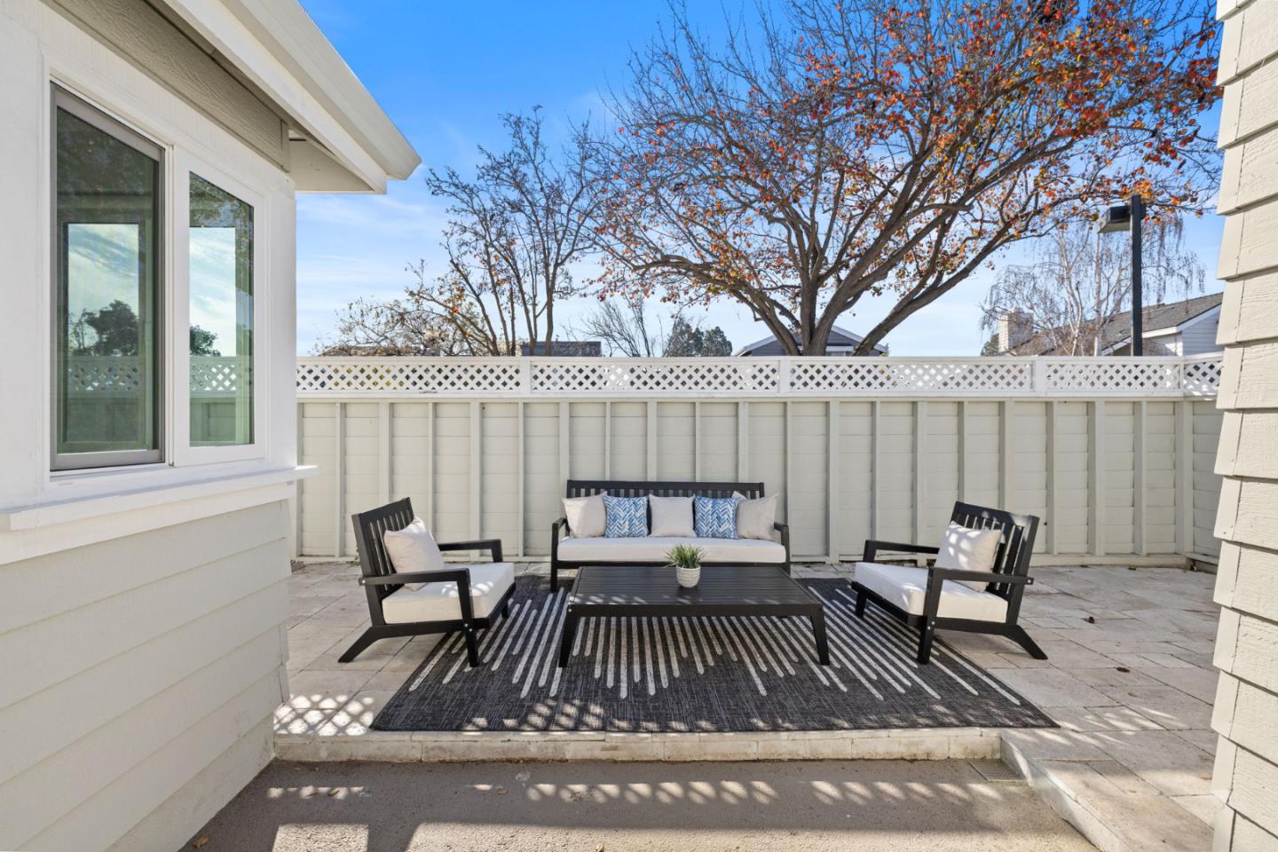 Detail Gallery Image 28 of 47 For 741 Newport Cir, Redwood City,  CA 94065 - 2 Beds | 2 Baths