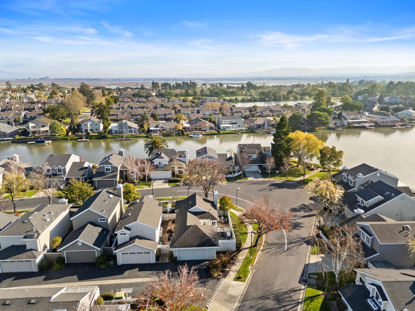 Detail Gallery Image 37 of 47 For 741 Newport Cir, Redwood City,  CA 94065 - 2 Beds | 2 Baths