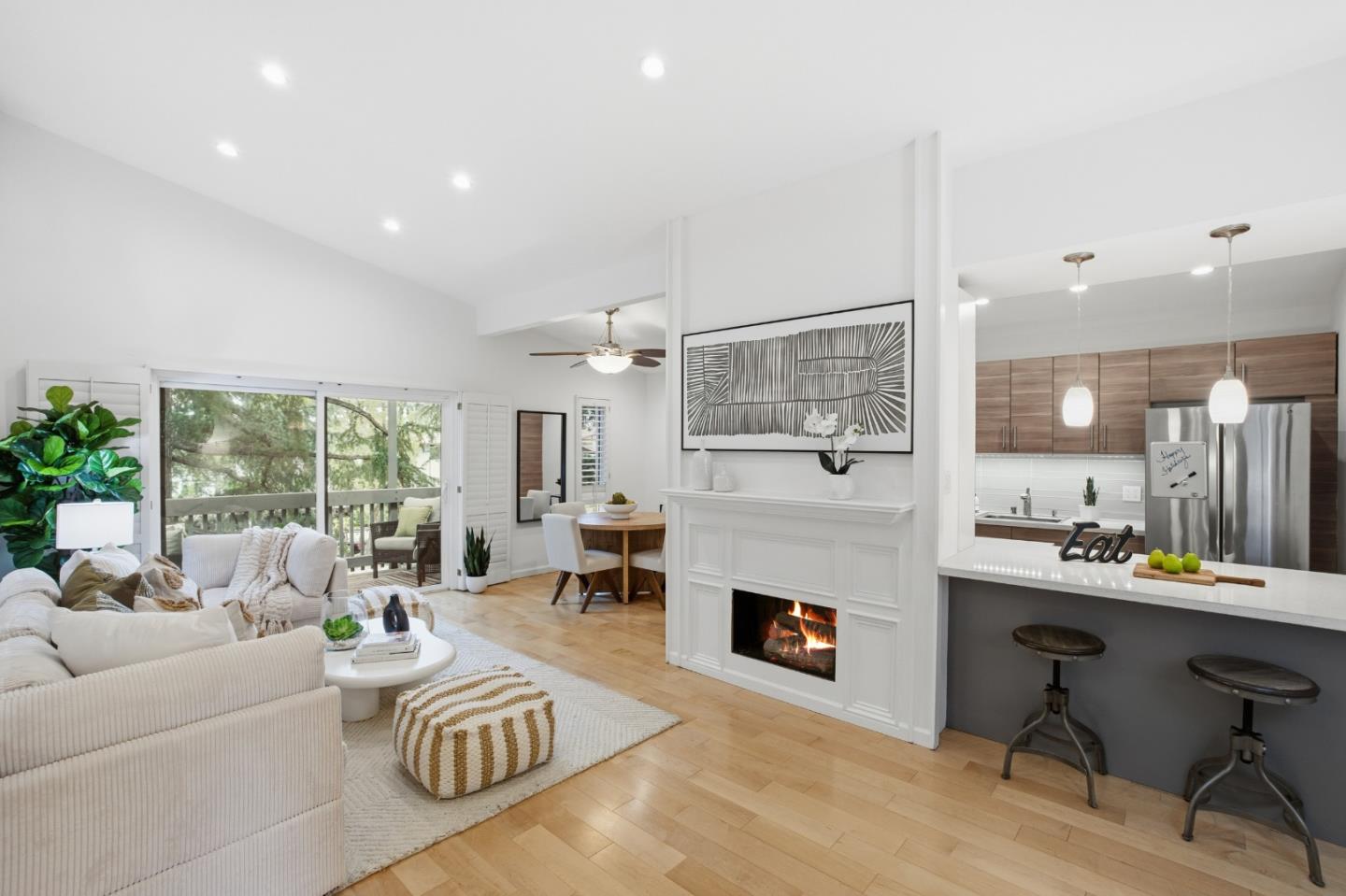 Detail Gallery Image 3 of 38 For 4117 George Ave #4,  San Mateo,  CA 94403 - 1 Beds | 1 Baths