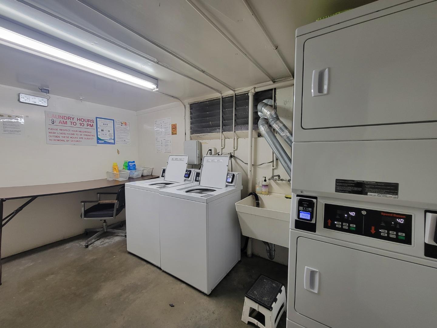 Detail Gallery Image 31 of 38 For 4117 George Ave #4,  San Mateo,  CA 94403 - 1 Beds | 1 Baths