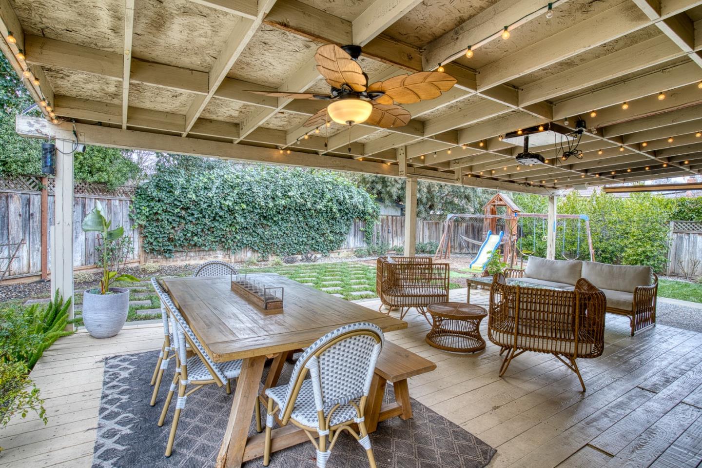 Detail Gallery Image 24 of 33 For 14515 De Anza Ct, Morgan Hill,  CA 95037 - 4 Beds | 2/1 Baths