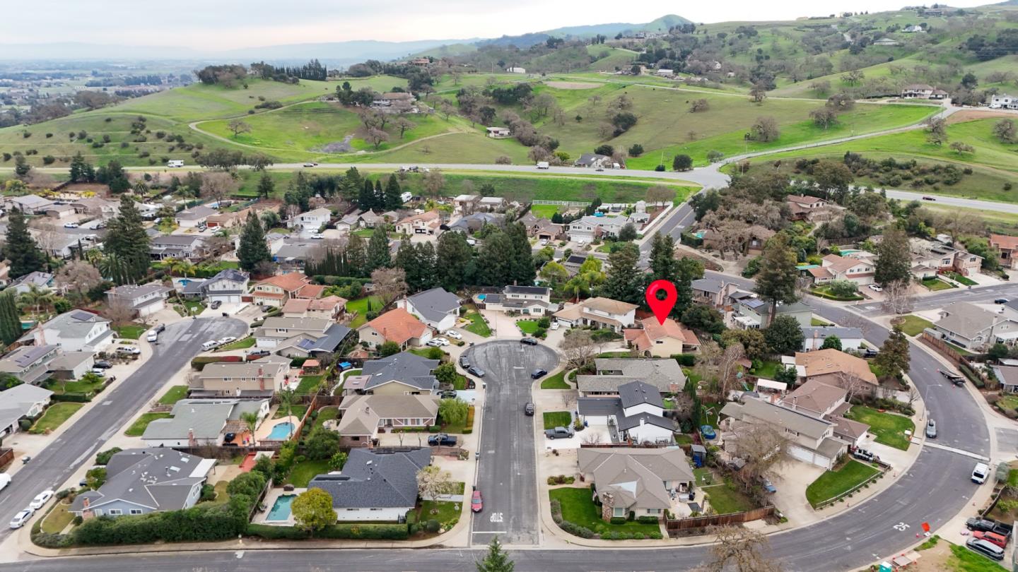 Detail Gallery Image 33 of 33 For 14515 De Anza Ct, Morgan Hill,  CA 95037 - 4 Beds | 2/1 Baths